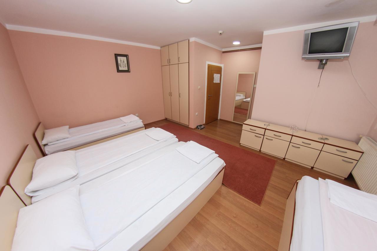 סראייבו Hotel Ada - Otoka מראה חיצוני תמונה